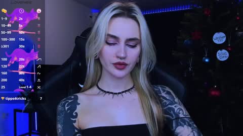 Snapshot of alice_specter chatting on December 11, 8:07 pm Alice online show from December 11, 8:07 pm