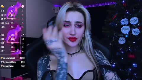 Snapshot of alice_specter chatting on December 23, 8:14 pm Alice online show from December 23, 8:14 pm