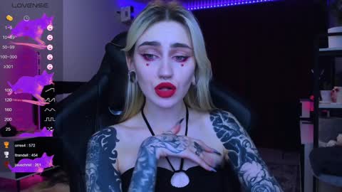 Snapshot of alice_specter chatting on February 5, 10:12 pm Alice online show from February 5, 10:12 pm