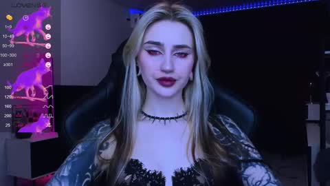 Snapshot of alice_specter chatting on March 4, 6:07 pm Alice online show from March 4, 6:07 pm