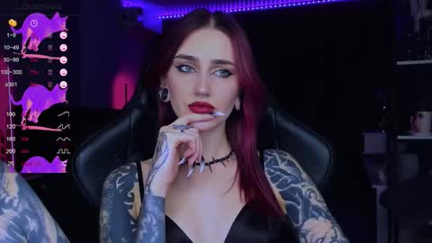 Snapshot of alice_specter chatting on October 5, 6:06 pm Alice online show from October 5, 6:06 pm