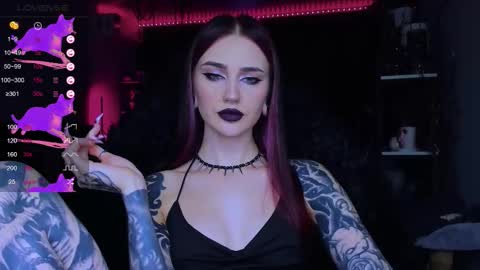 Alice online show from October 24, 6:48 pm