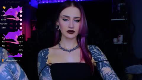 Alice online show from November 5, 6:41 pm