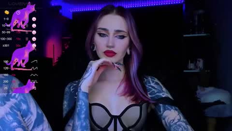 Alice online show from November 26, 6:42 pm