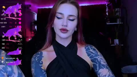 Snapshot of alice_specter chatting on July 1, 9:33 am Alice online show from July 1, 9:33 am