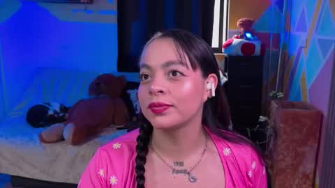 Snapshot of alice_star7 chatting on November 4, 5:01 pm Alice online show from November 4, 5:01 pm