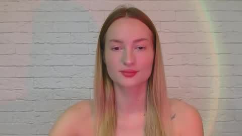 Alice online show from December 2, 2:45 pm