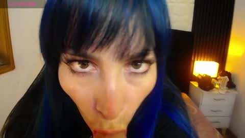 Alice online show from December 23, 9:40 pm