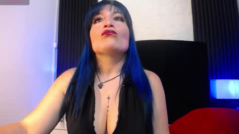 Alice online show from October 13, 5:35 pm