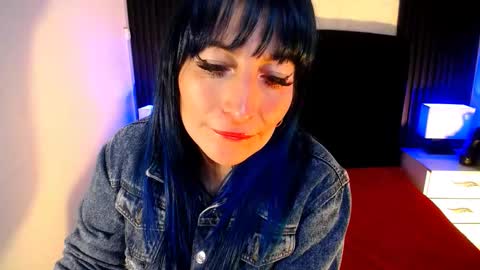 Alice online show from March 21, 7:28 pm