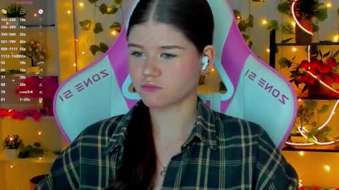 Alice online show from November 18, 11:14 am