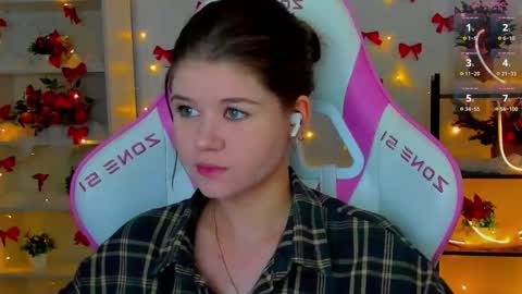 Alice online show from December 14, 10:09 am