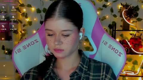 Alice online show from February 6, 4:43 pm