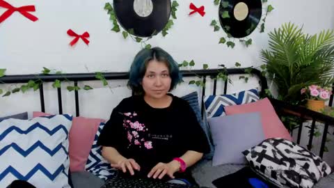 AliceBalm online show from June 3, 3:06 pm