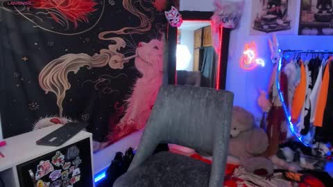 Snapshot of alicedangerxx chatting on February 25, 8:07 pm Alice Danger online show from February 25, 8:07 pm