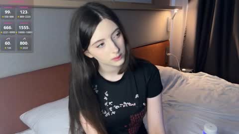 Alice online show from March 13, 1:18 pm