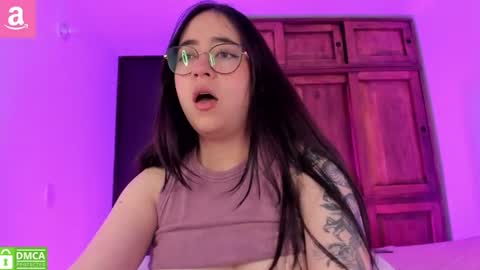 Snapshot of alicee_2 chatting on July 28, 9:03 pm Aliceee .. 97YP9VWGZHrefnav wishlist lists 1 online show from July 28, 9:03 pm