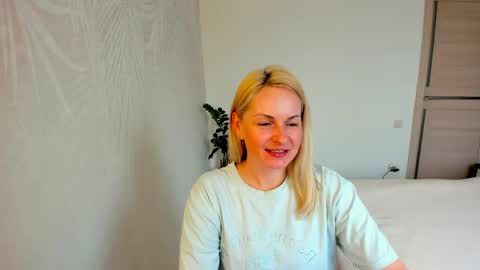 Alicee online show from March 26, 10:43 am
