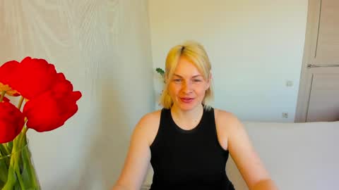Alicee online show from April 29, 8:29 am