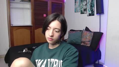 alicee_logan_ online show from October 10, 1:48 am