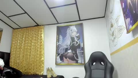 Snapshot of alicee_mature chatting on June 7, 9:40 pm alicee online show from June 7, 9:40 pm