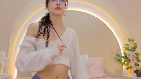 alice online show from November 10, 4:17 pm