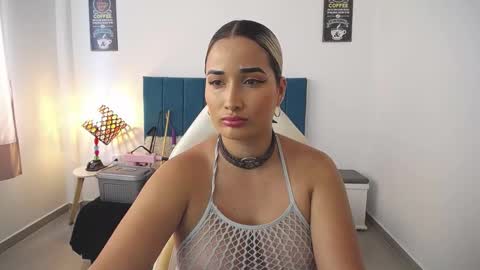 Snapshot of alicee_wild_ chatting on September 30, 8:36 pm Alicia 1000 PM - 600 AM COLOMBIAN TIME online show from September 30, 8:36 pm