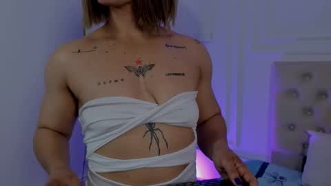 alicefit_212 online show from October 9, 1:31 pm