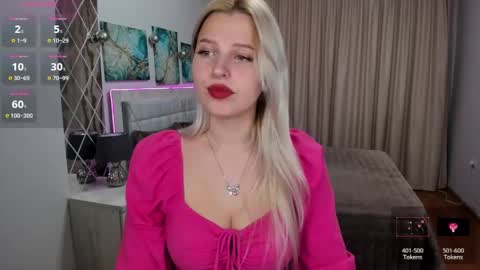 Snapshot of alicefreman chatting on January 9, 1:02 pm Alice online show from January 9, 1:02 pm