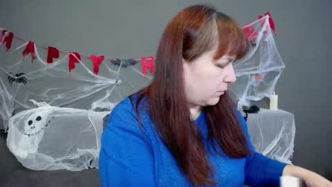 AliceInks online show from October 26, 7:03 am