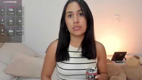 vanessa online show from September 22, 12:01 am