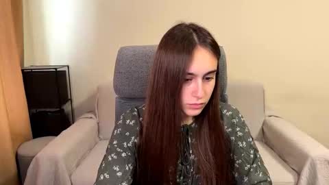 alicekollt online show from October 14, 8:37 am