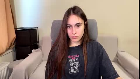 alicekollt online show from February 9, 2:10 pm