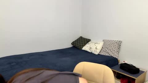 alicekollt online show from May 20, 7:53 pm