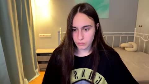 Snapshot of alicekollt chatting on June 28, 8:59 pm alicekollt online show from June 28, 8:59 pm