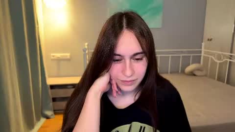 Snapshot of alicekollt chatting on July 2, 8:37 pm alicekollt online show from July 2, 8:37 pm