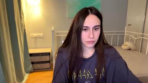 Snapshot of alicekollt chatting on July 9, 6:34 pm alicekollt online show from July 9, 6:34 pm