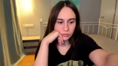 Snapshot of alicekollt chatting on July 14, 9:09 pm alicekollt online show from July 14, 9:09 pm