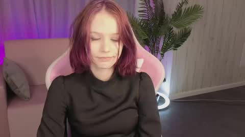 alicekruze online show from June 2, 12:56 am