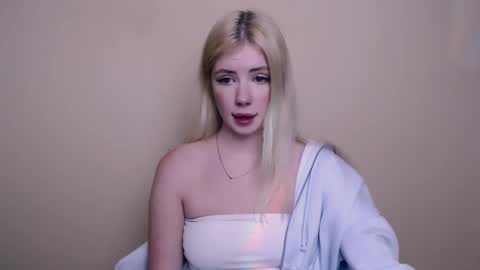 Alice online show from January 16, 5:39 pm