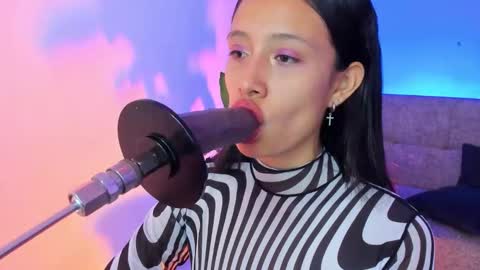 Alicee  online show from December 20, 10:00 am