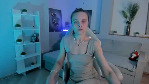 Alice online show from November 26, 3:18 am