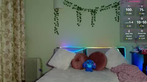 Sweet  Alice online show from October 1, 11:33 pm