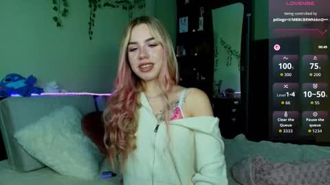 Sweet  Alice online show from October 7, 6:38 pm