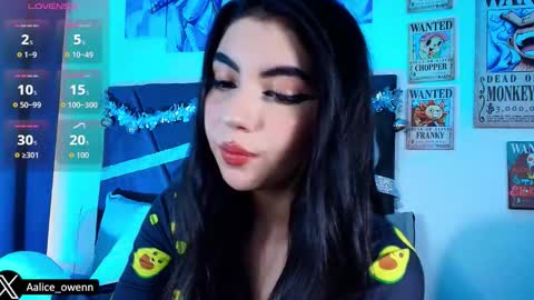 Alice online show from December 17, 9:32 pm