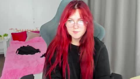 Alice online show from November 10, 5:56 pm