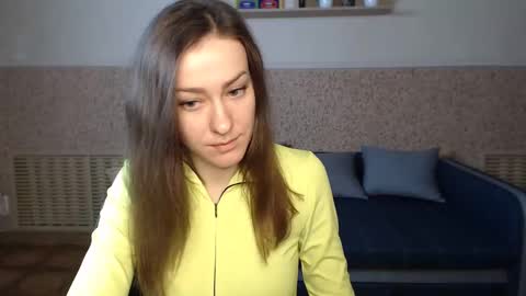 Snapshot of alicewonderful22 chatting on December 16, 10:08 am Alice online show from December 16, 10:08 am