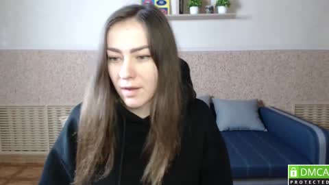 Snapshot of alicewonderful22 chatting on February 4, 9:38 am Alice online show from February 4, 9:38 am