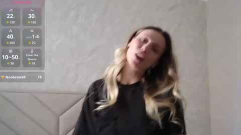 Snapshot of alicewonders_ chatting on March 10, 10:59 am Alice online show from March 10, 10:59 am