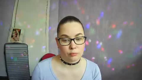 Snapshot of alicexfresh chatting on April 22, 5:32 am AlicexFresh online show from April 22, 5:32 am